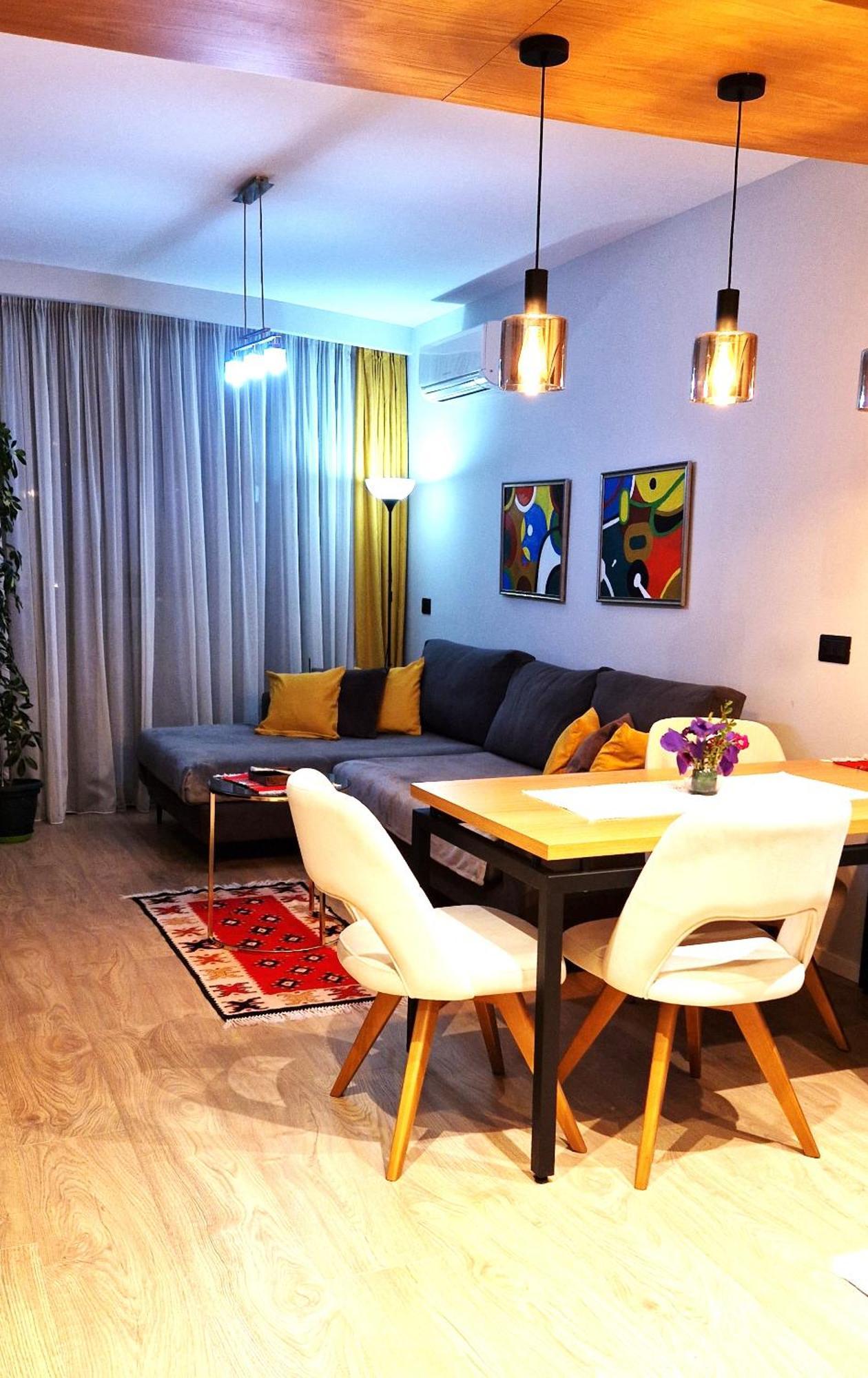 Central Luxury Apartment Tirana Bagian luar foto