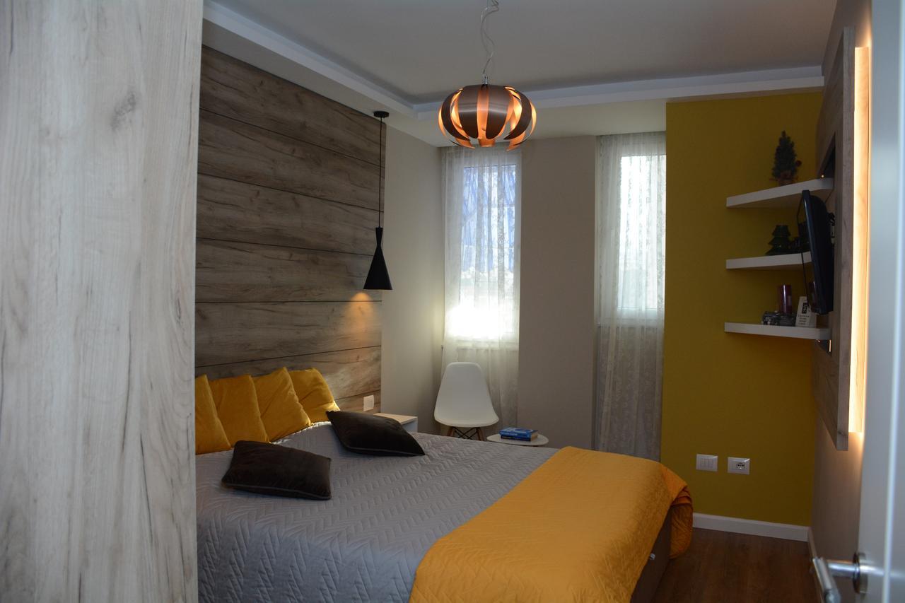Central Luxury Apartment Tirana Bagian luar foto
