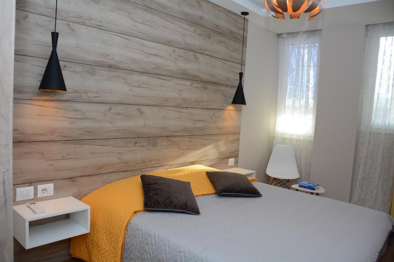 Central Luxury Apartment Tirana Bagian luar foto